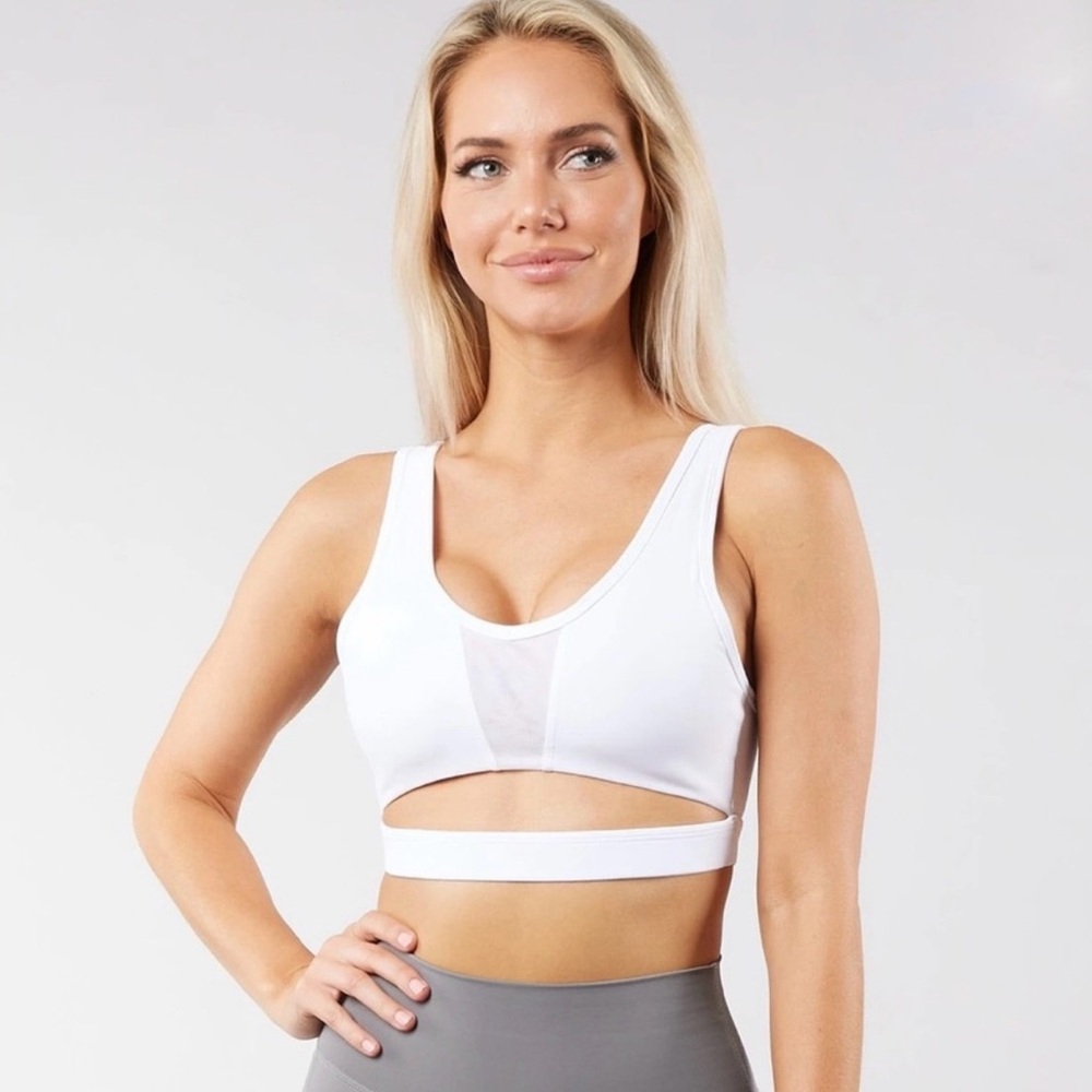 Buffbunny Boo Sports Bra‎ in White Size XS